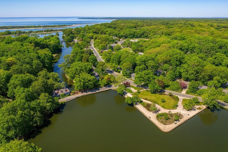 Best Bathroom Remodeling pros in Lynbrook, NY